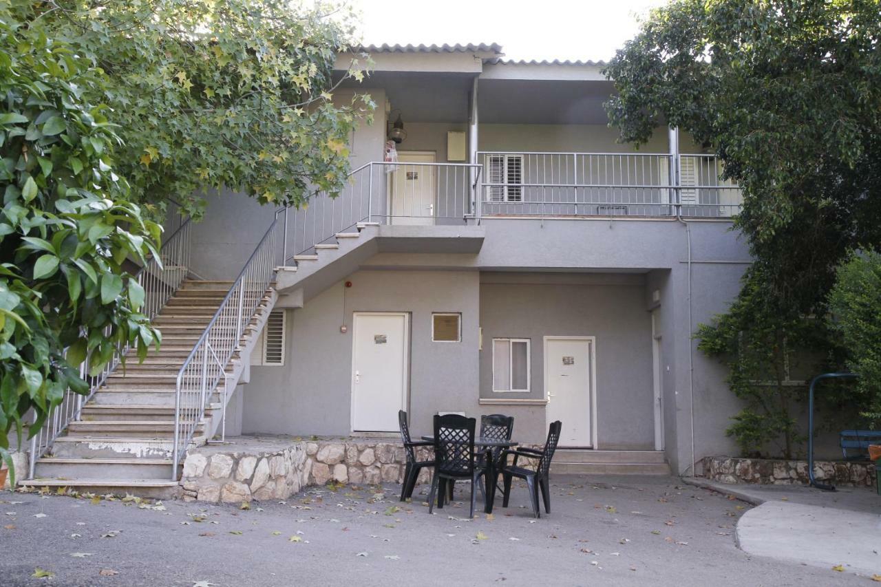 Kibbutz Beit Alfa Guest House Bet Alfa Exterior foto